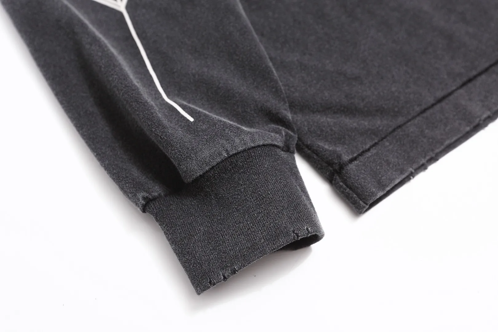 Saint Michael spider web splash ink VTG American high street washed loose long-sleeved base T-shirt Fabric: 260g Style number: SM18 Size: S-M-L-XL Color: Black Price: P156